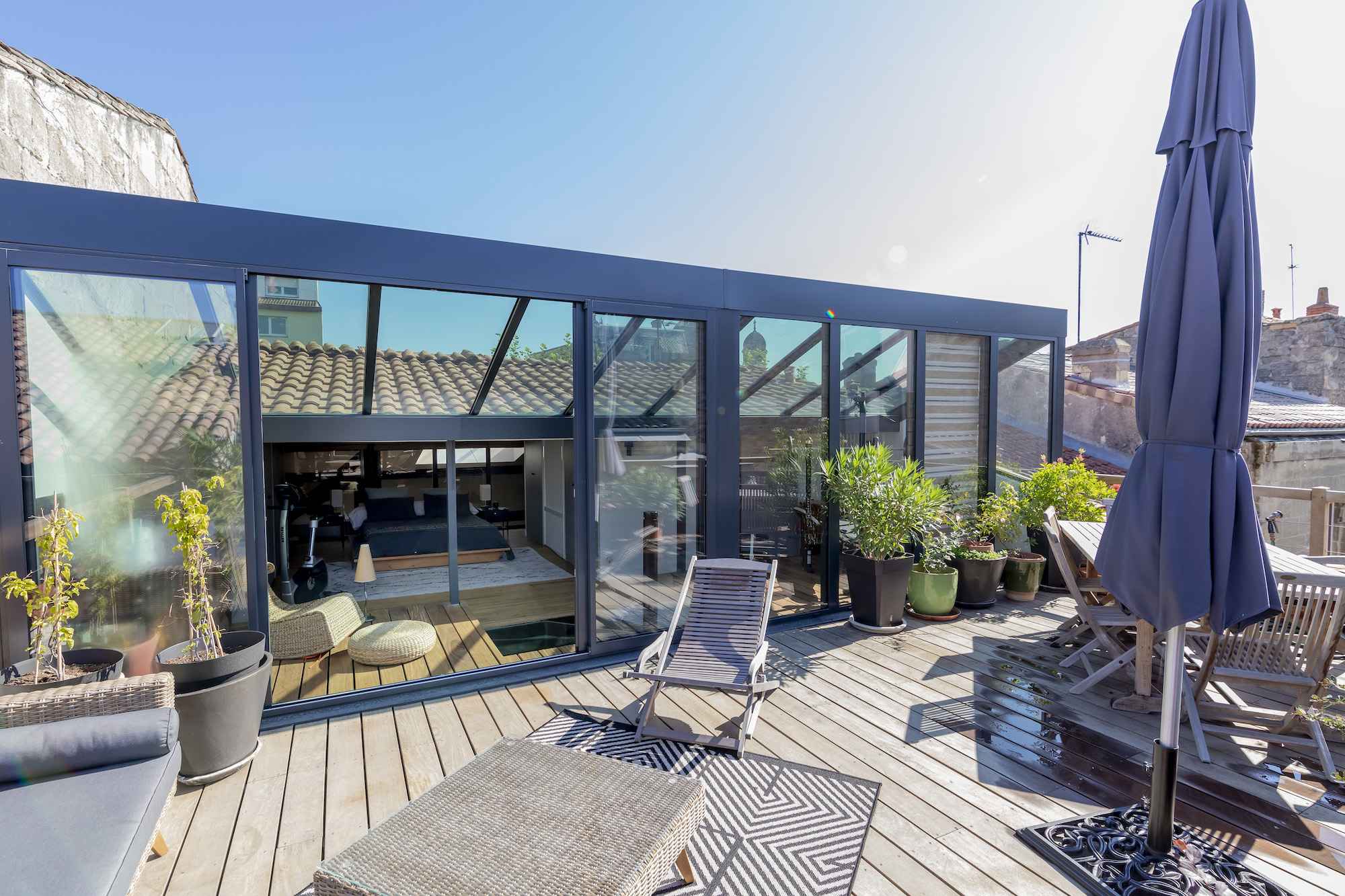 Appartement avec terrasse à vendre à Bordeaux Appartement avec terrasse à vendre à Bordeaux