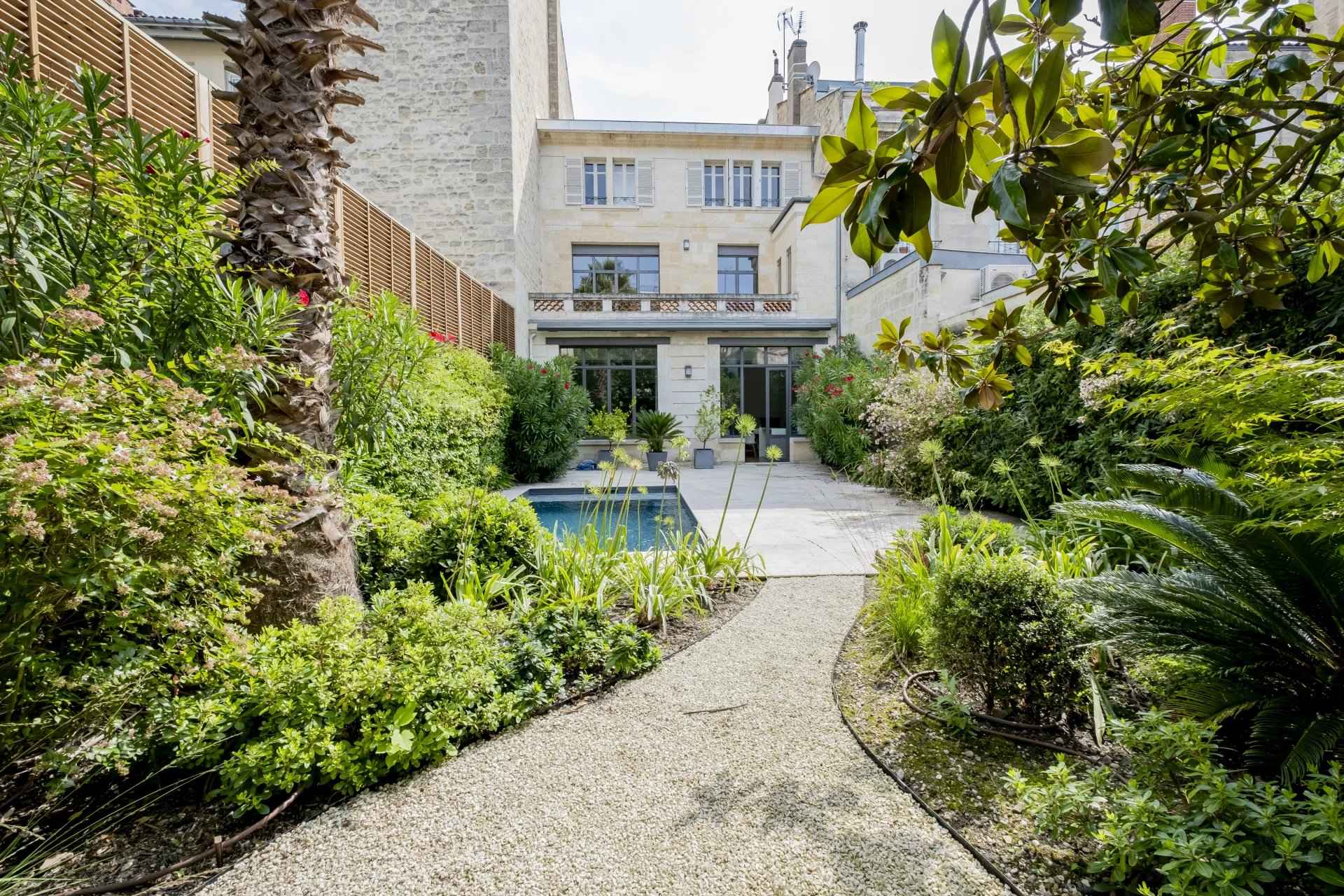 Maison à vendre de 294 m² Bordeaux Saint-Seurin