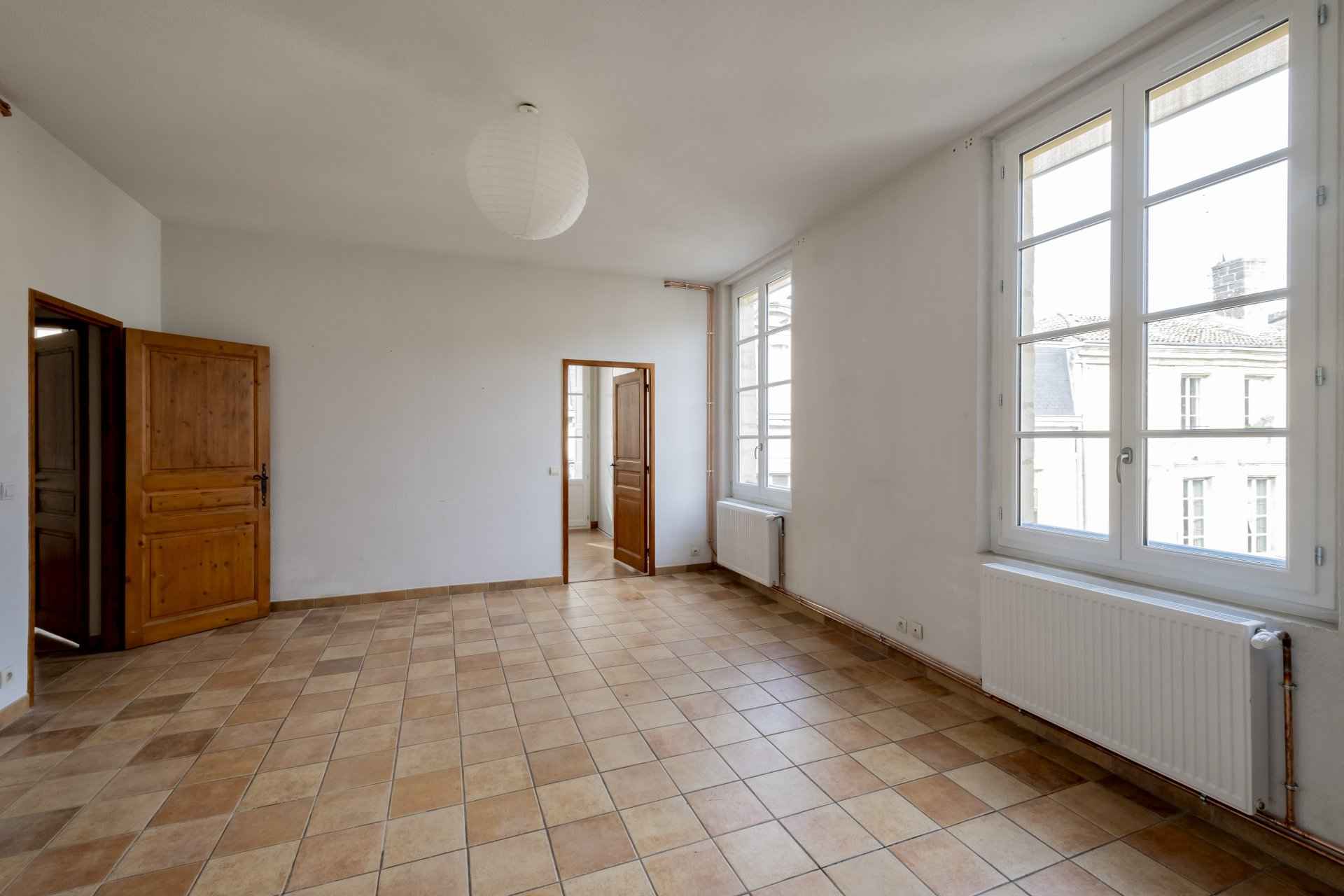 Appartement à vendre Bordeaux Saint Pierre 66 m2