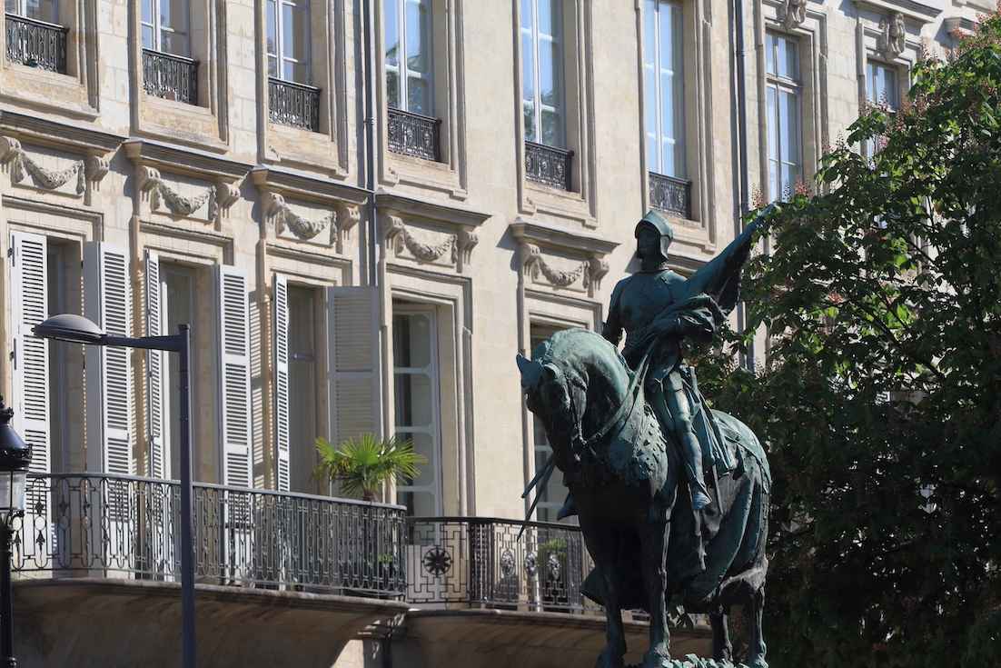 Jardin public area Bordeaux