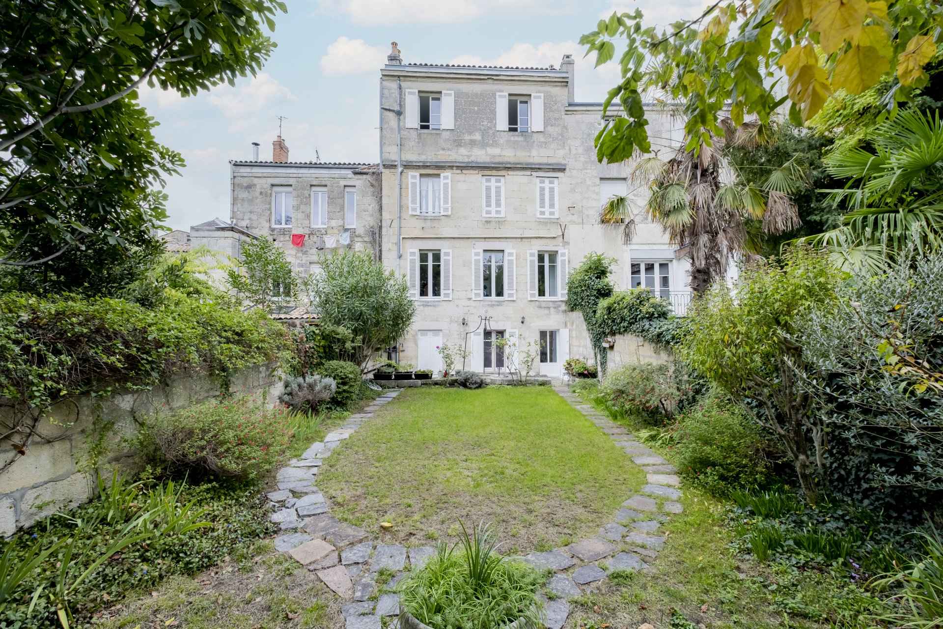 À vendre Maison Bordeaux Saint Seurin 253 m² - 4 chambres - Bureaux - Jardin