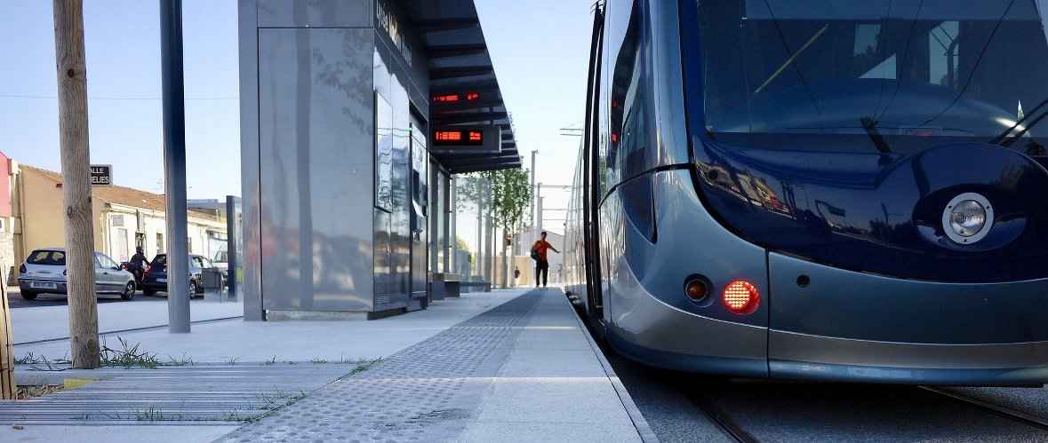 ligne d tramway bordeaux