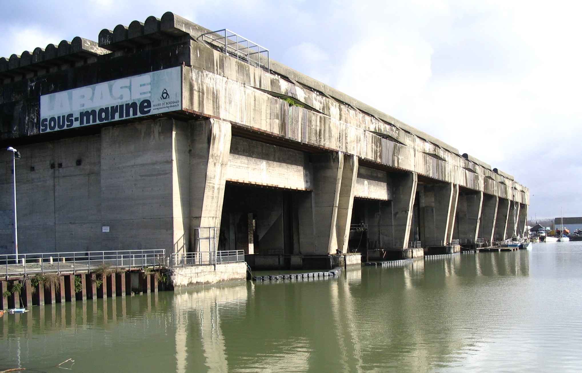 base sous marine bordeaux